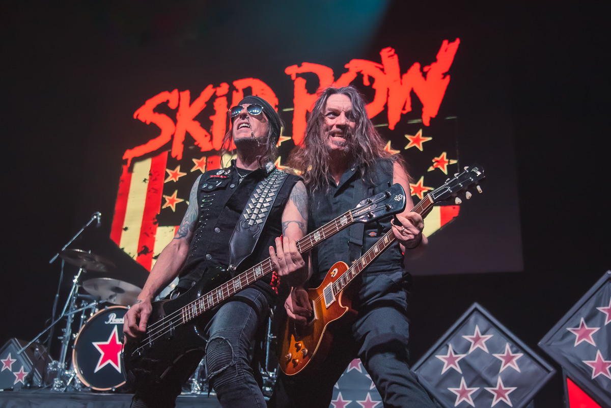 Concert Review Skid Row Buckcherry at Wellmont Theater in